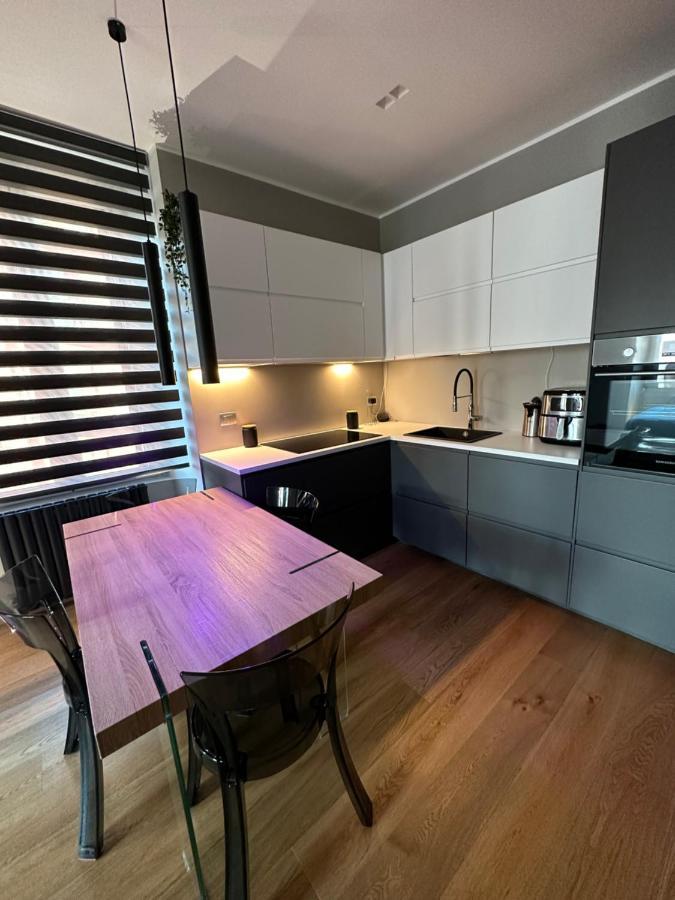 Lr Deluxe Apartments - Fondazione Prada - Metro M3 밀라노 외부 사진