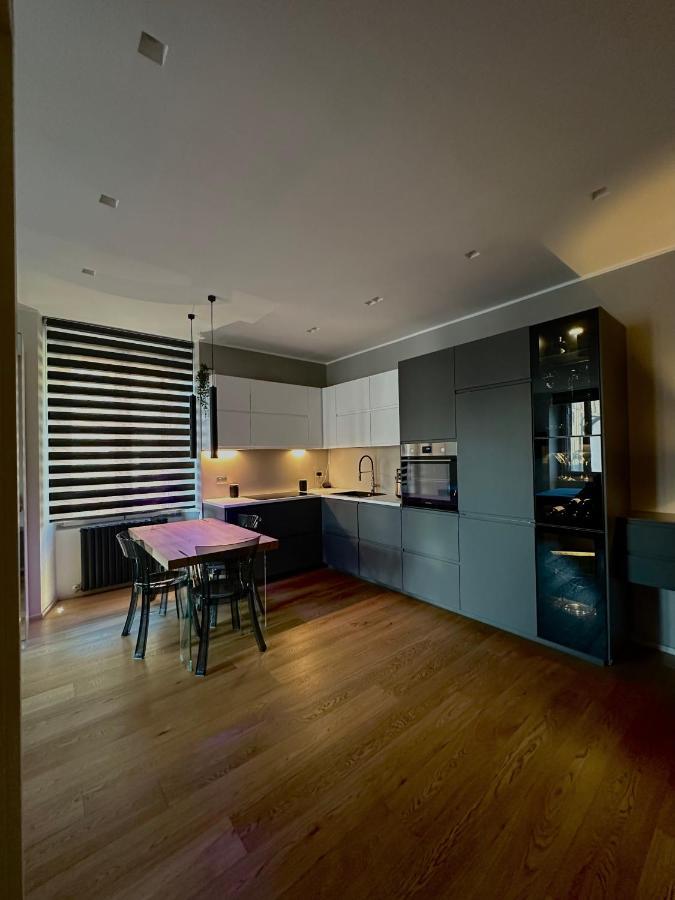 Lr Deluxe Apartments - Fondazione Prada - Metro M3 밀라노 외부 사진