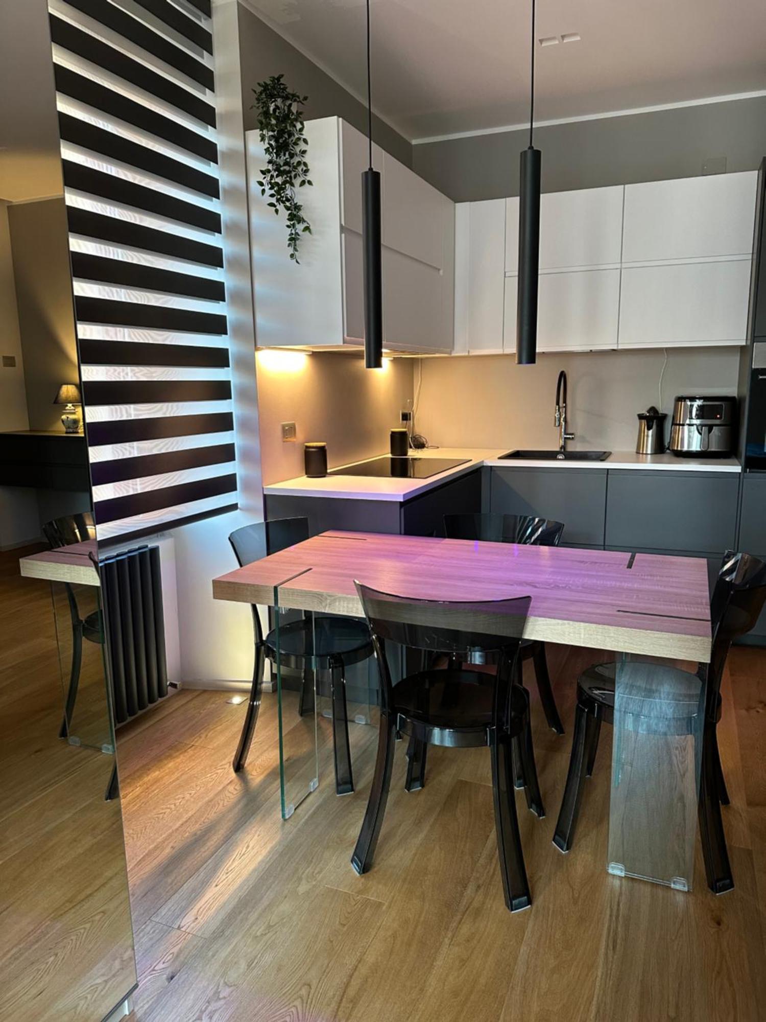Lr Deluxe Apartments - Fondazione Prada - Metro M3 밀라노 외부 사진